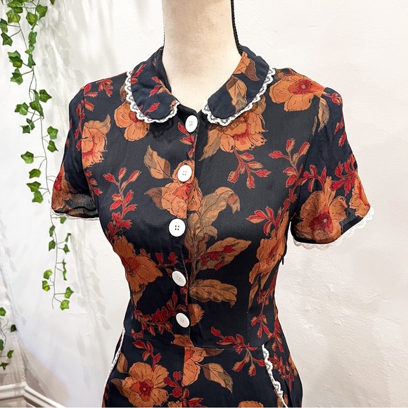 Christy Dawn S Sebastian Floral Lace Trim Dress - Picture 3 of 11